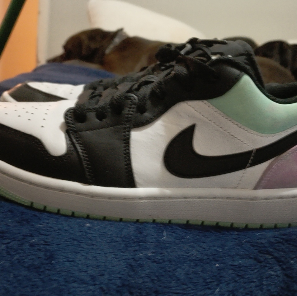 Jordan 1 low tye-die